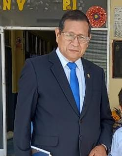 Dr. Lorenzo Flores - Orientación vocacional profesional en Nuevo Chimbote